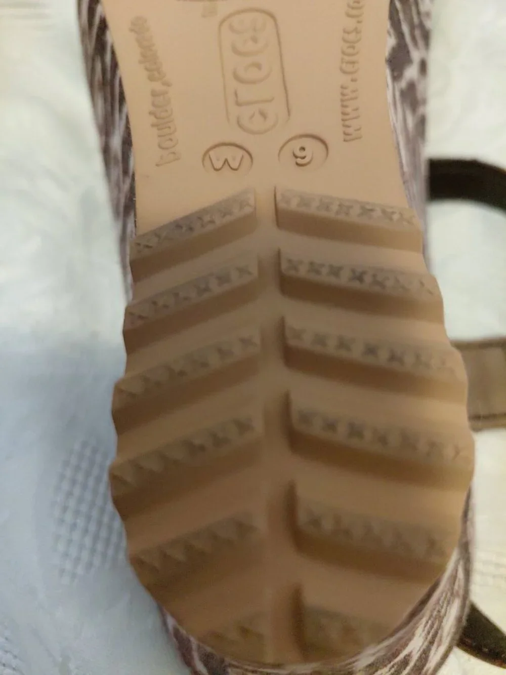Crocs Womens A Leigh Ikat Wedge Brown Tan Wedge Sandlas Size 9 NWT